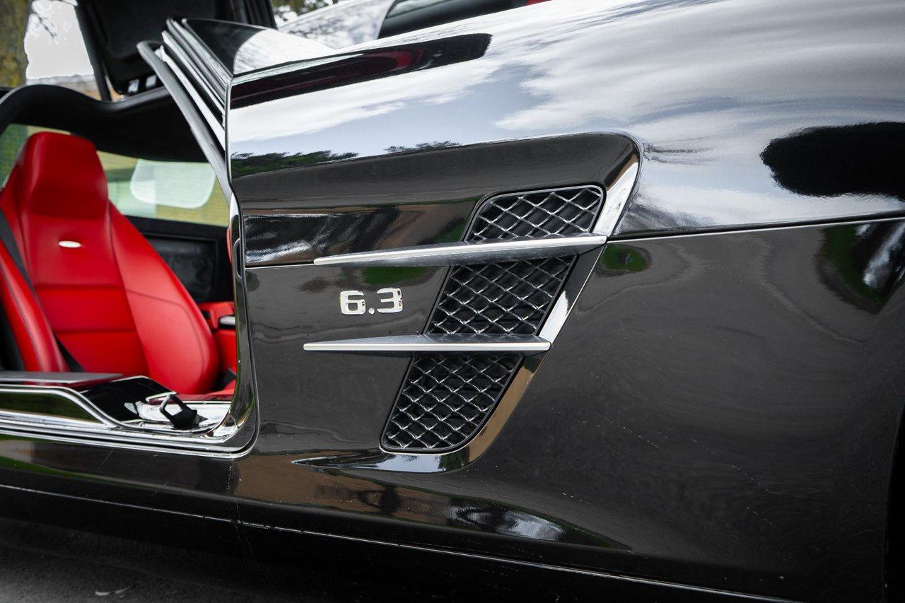 2011 Mercedes-Benz SLS AMG SLS AMG Photo