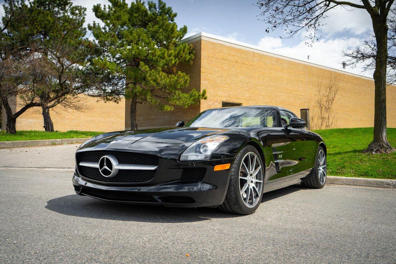 2011 Mercedes-Benz SLS AMG SLS AMG Photo
