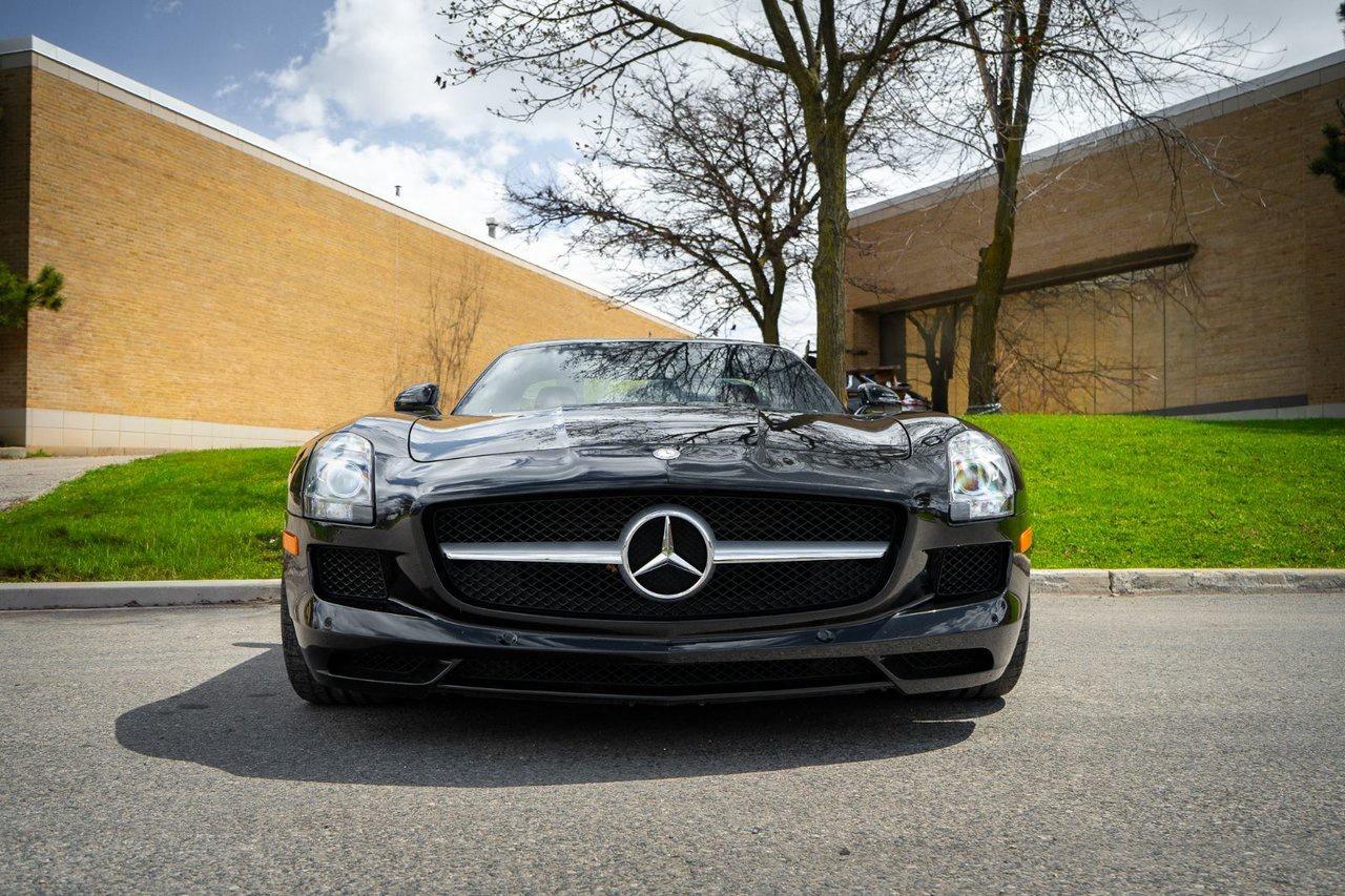2011 Mercedes-Benz SLS AMG SLS AMG Photo