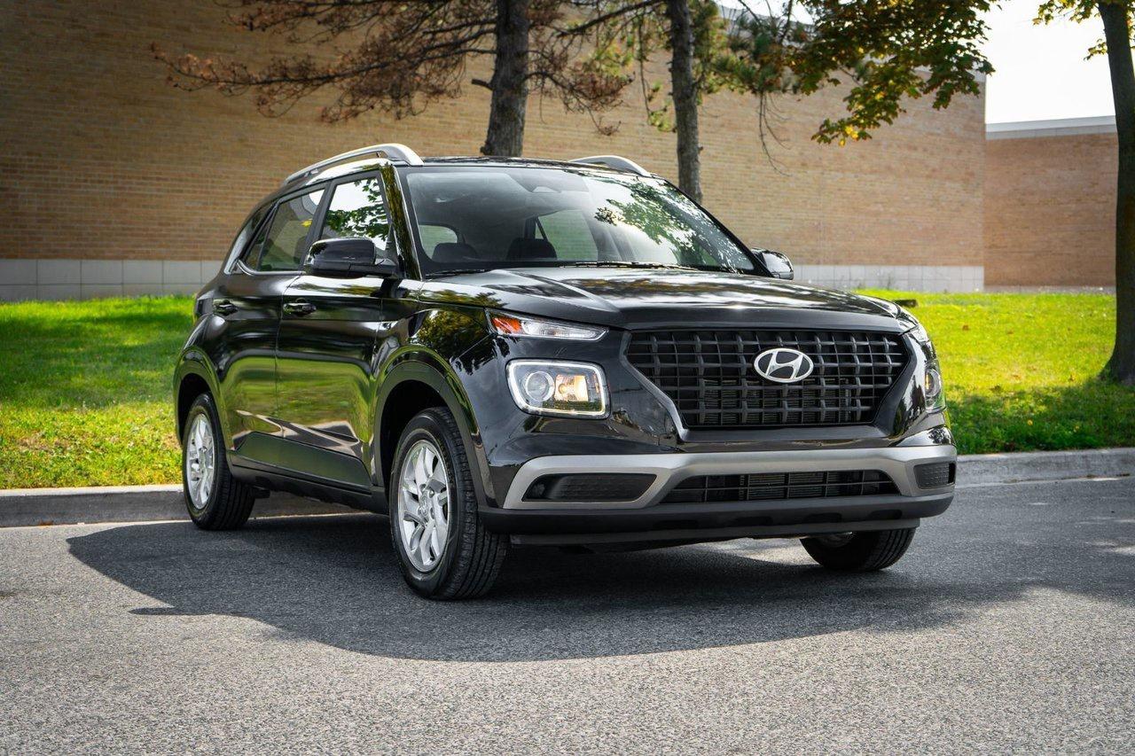 2023 Hyundai Venue PREFERRED Photo