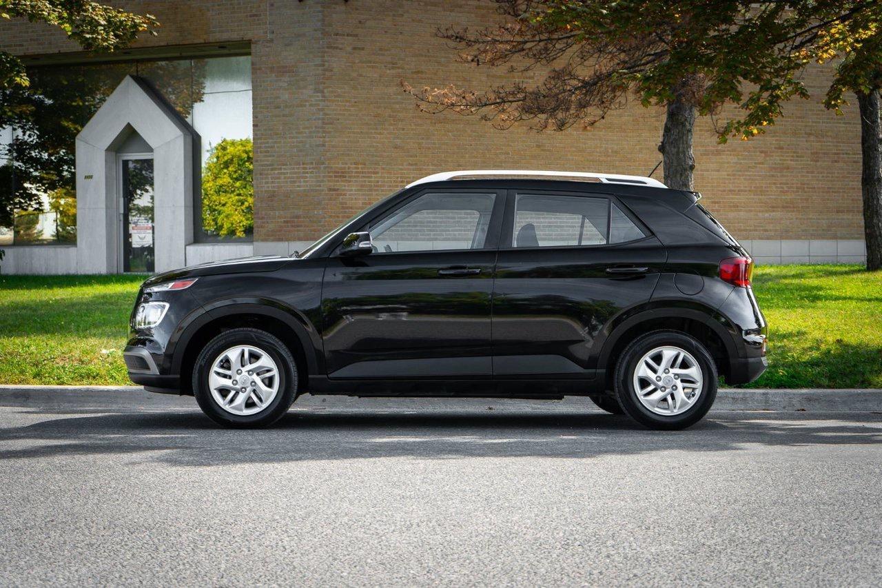 2023 Hyundai Venue PREFERRED Photo