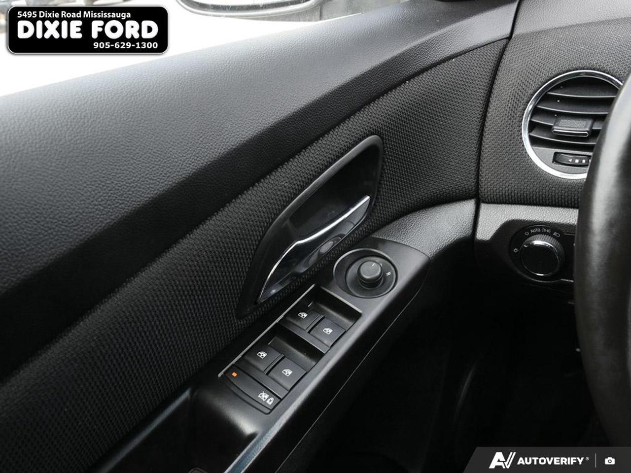 2013 Chevrolet Cruze LT Turbo Photo