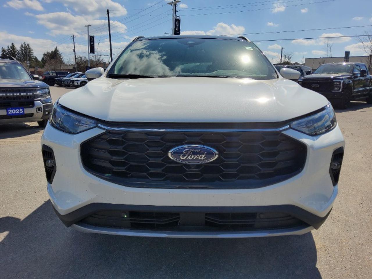 2026 Ford Escape ST-Line Select Photo