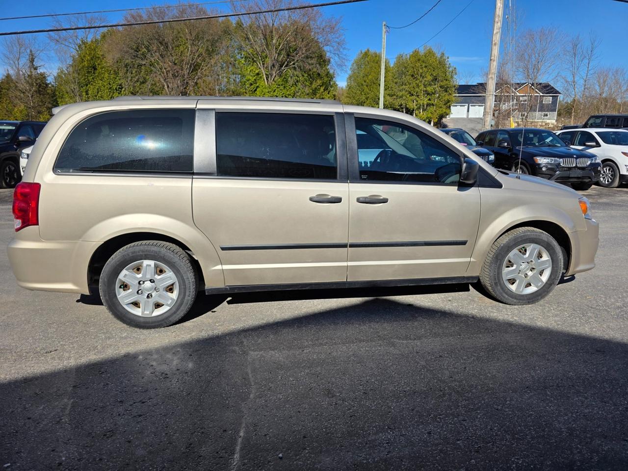 2012 Dodge Grand Caravan SE Photo