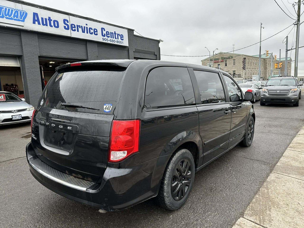 2016 Dodge Grand Caravan CANADA VALUE PACKAGE Photo4