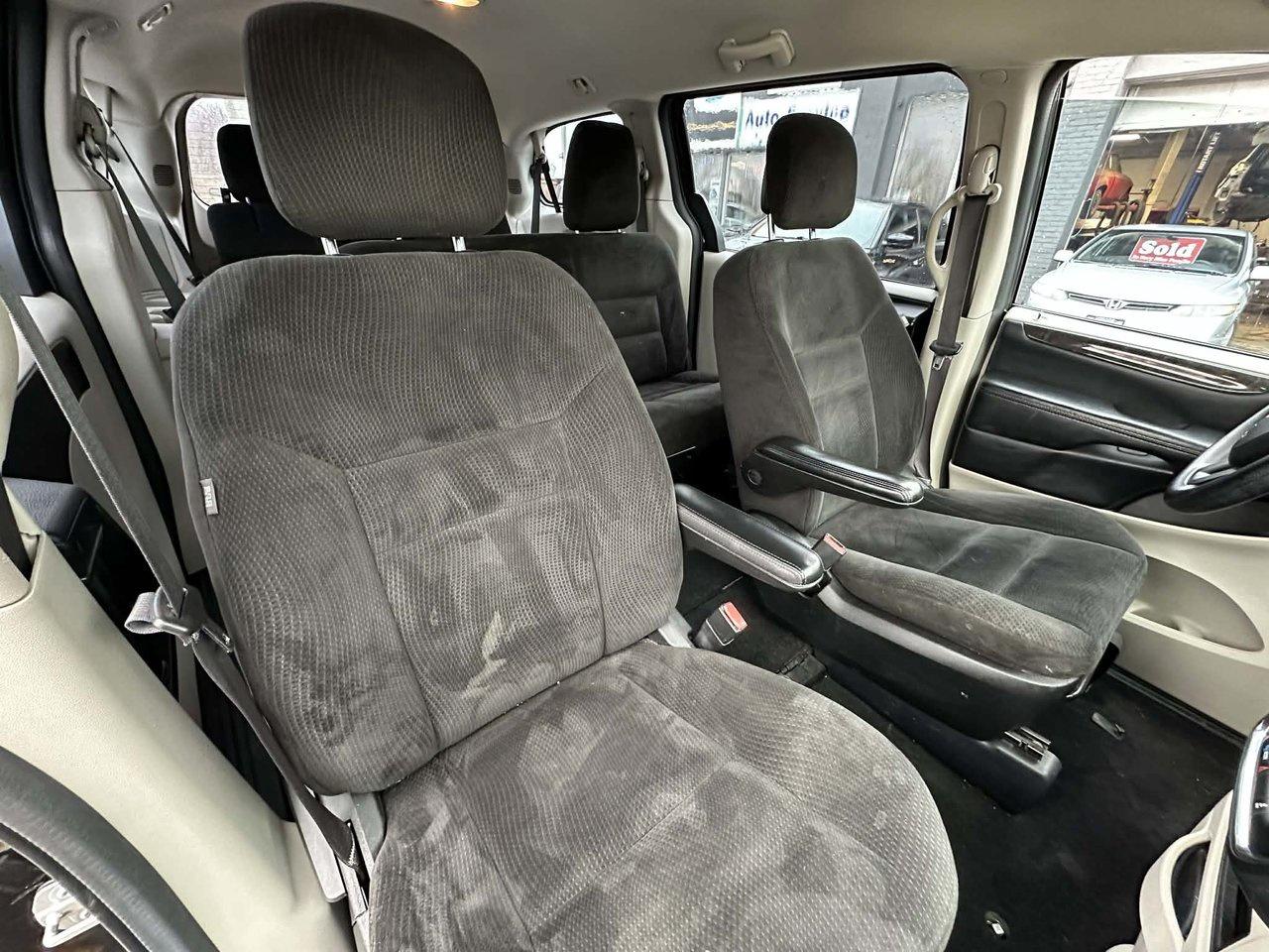 2016 Dodge Grand Caravan CANADA VALUE PACKAGE Photo