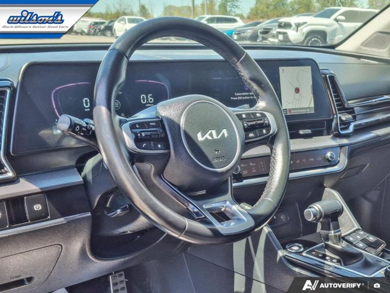 2024 Kia Sportage EX Premium AWD | Leather | Pano Roof | Cooled + Heated Seats | Power Liftgate | Nav | and More ! Photo