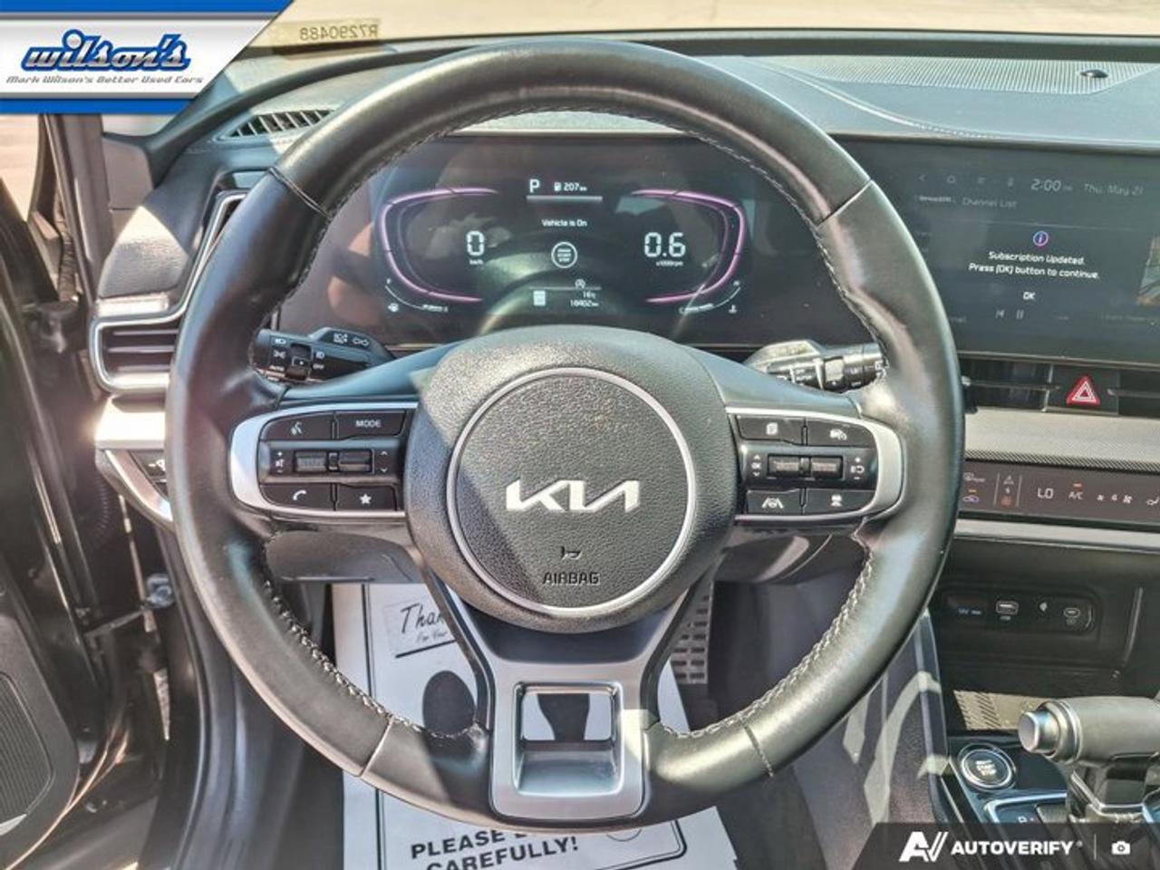 2024 Kia Sportage EX Premium AWD | Leather | Pano Roof | Cooled + Heated Seats | Power Liftgate | Nav | and More ! Photo