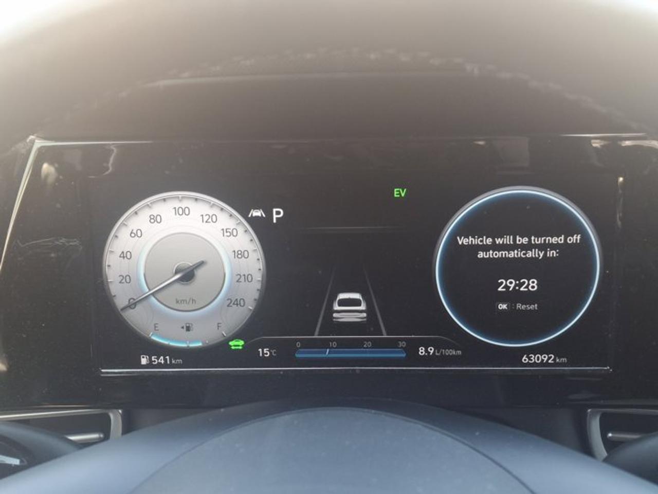 2022 Hyundai Elantra Hybrid Ultimate | Leather | Sunroof | Heated Bucket Seats + Steering | Remote Start | CarPlay and More ! Photo2