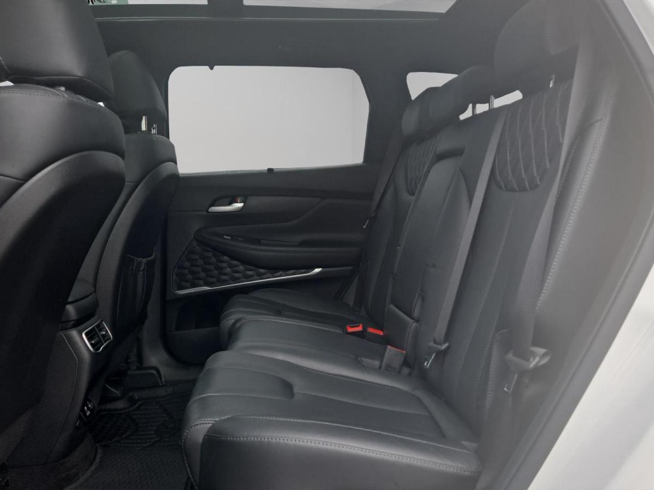 2023 Hyundai Santa Fe Ultimate Calligraphy Photo
