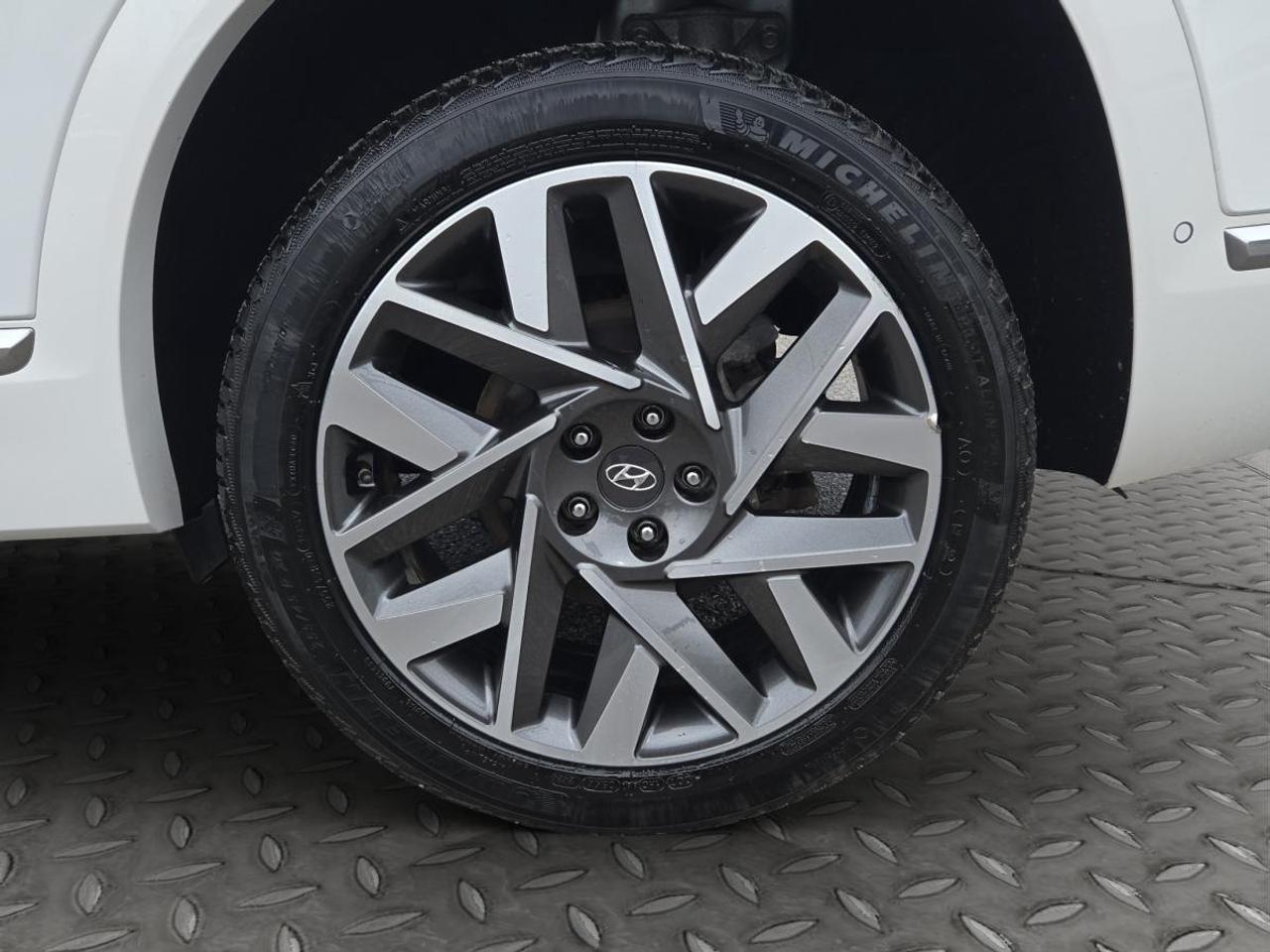 2023 Hyundai Santa Fe Ultimate Calligraphy Photo