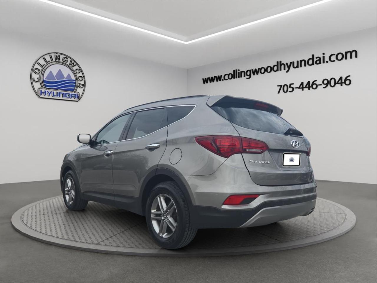 2017 Hyundai Santa Fe Sport SE Photo4