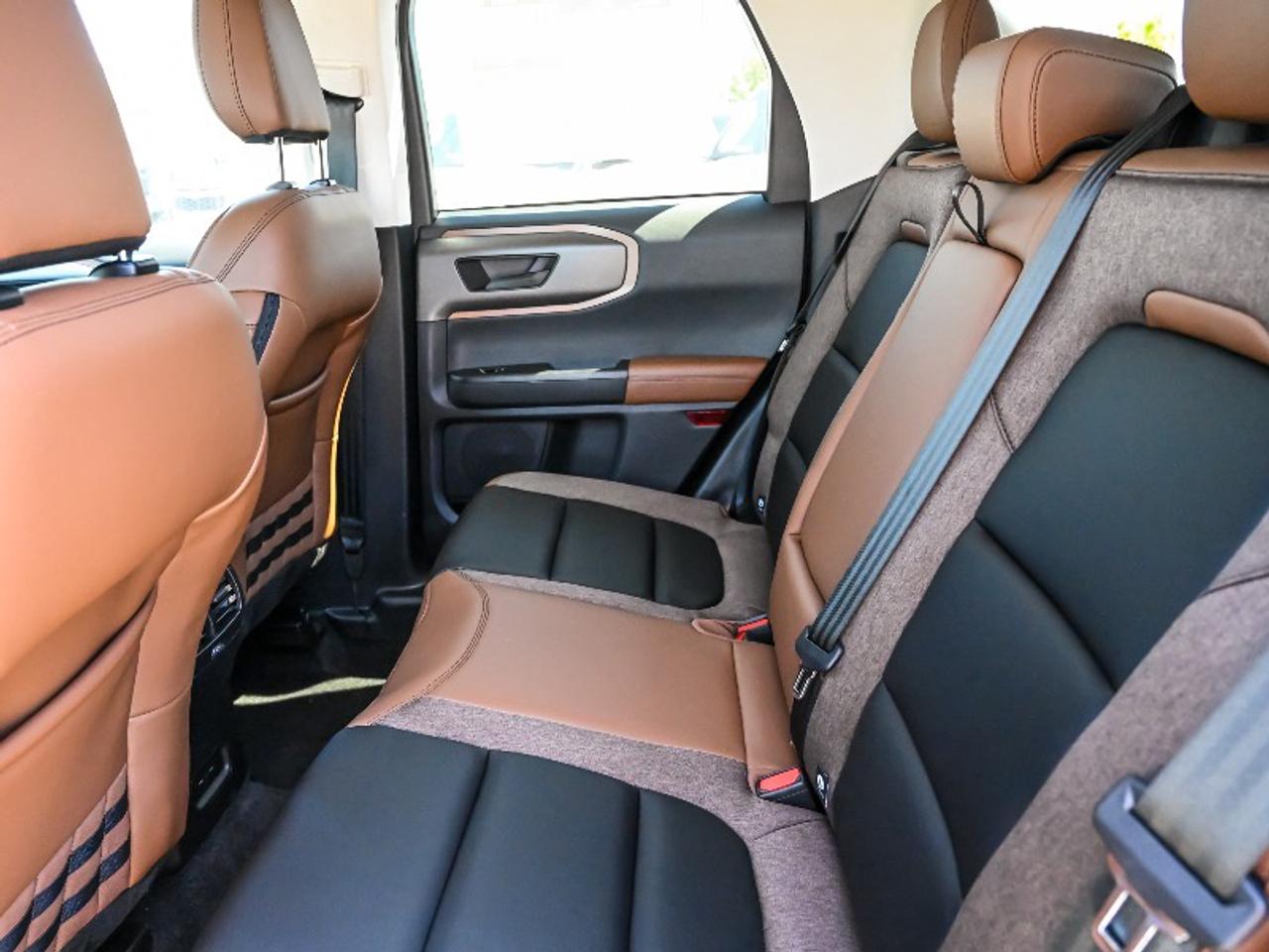 2026 Ford Bronco Sport Outer Banks Photo