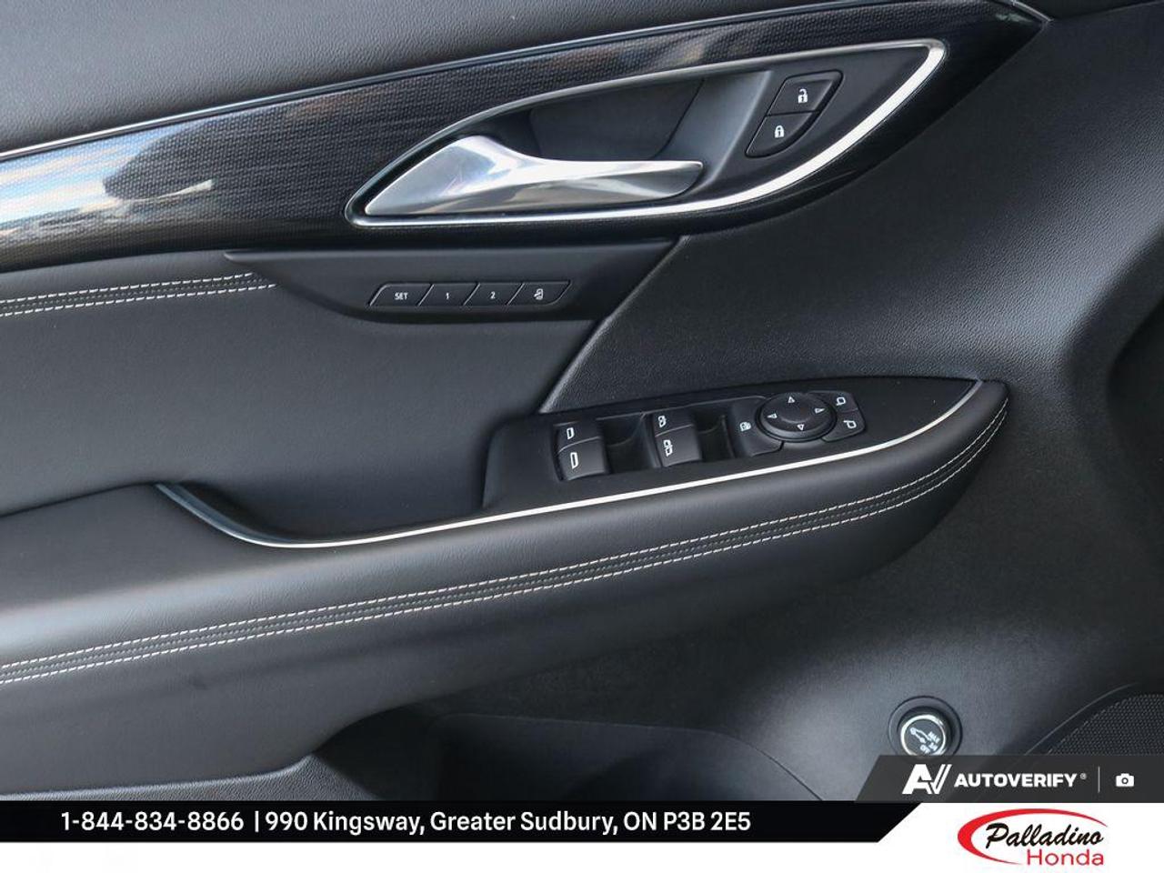 2022 Buick Envision Essence Photo