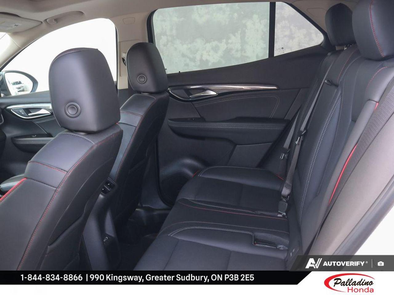 2022 Buick Envision Essence Photo