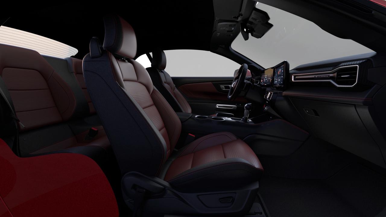 2026 Ford Mustang GT Premium Photo3