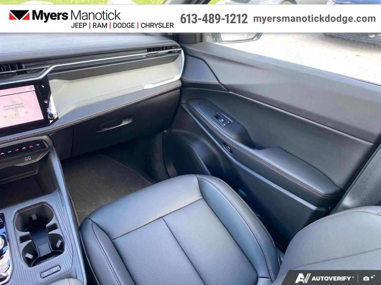 2026 Jeep Cherokee Limited  HYBRID - Sunroof Photo