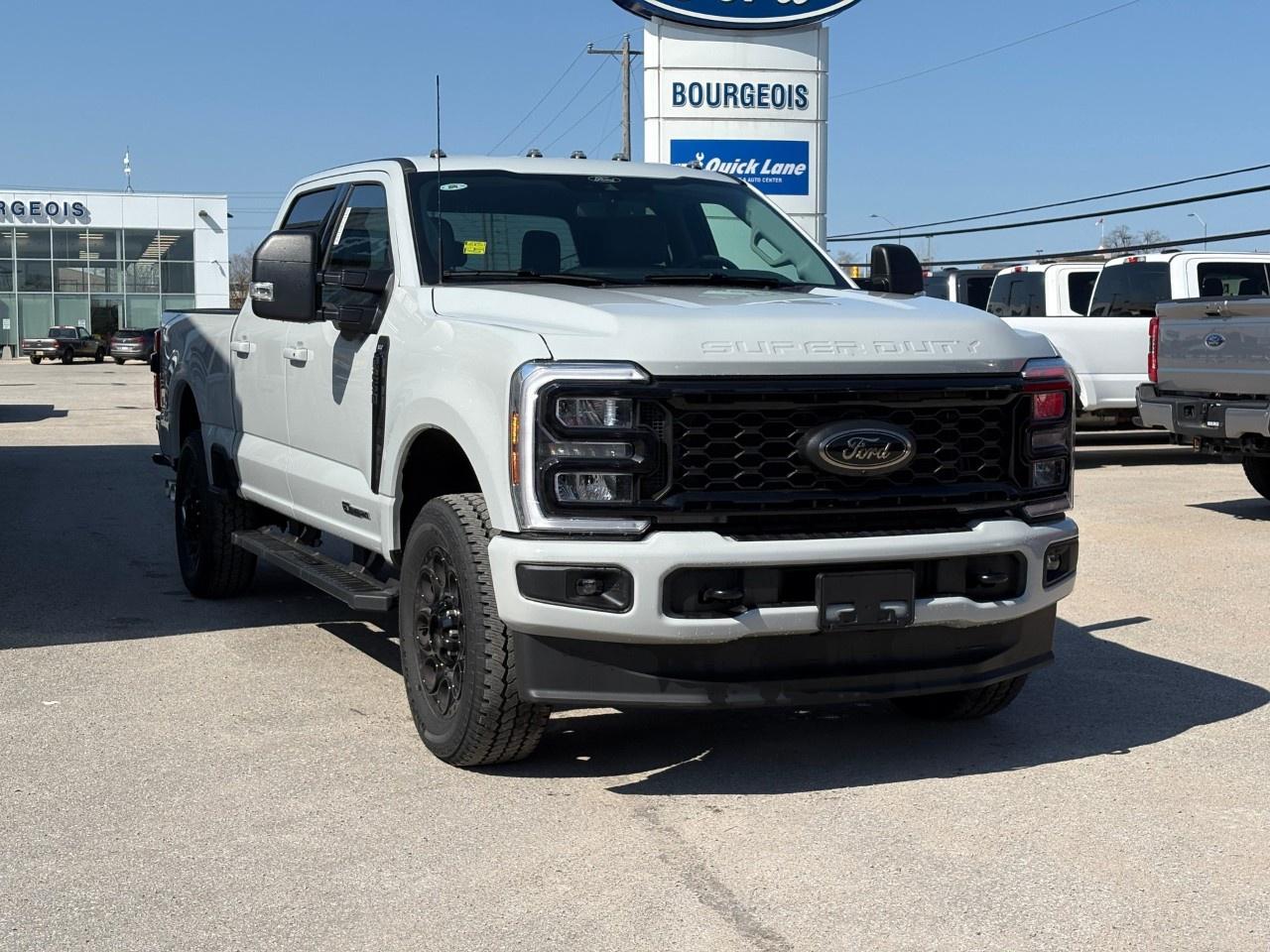 2026 Ford F-250 Super Duty SRW XLT 4WD CREW CAB 6.75' BOX Photo3