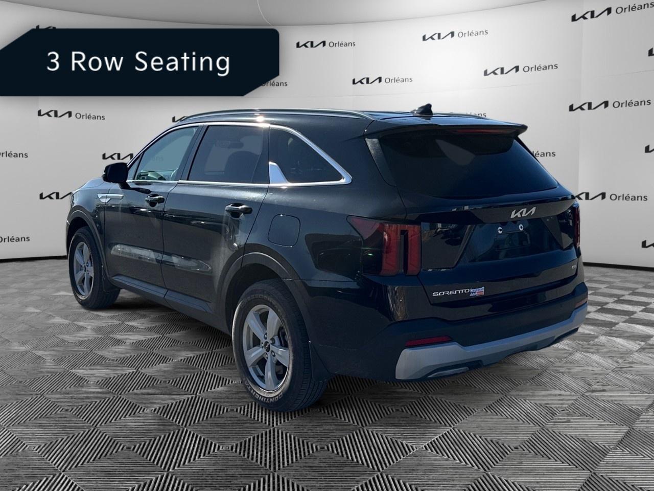 2025 Kia Sorento LX AWD Photo