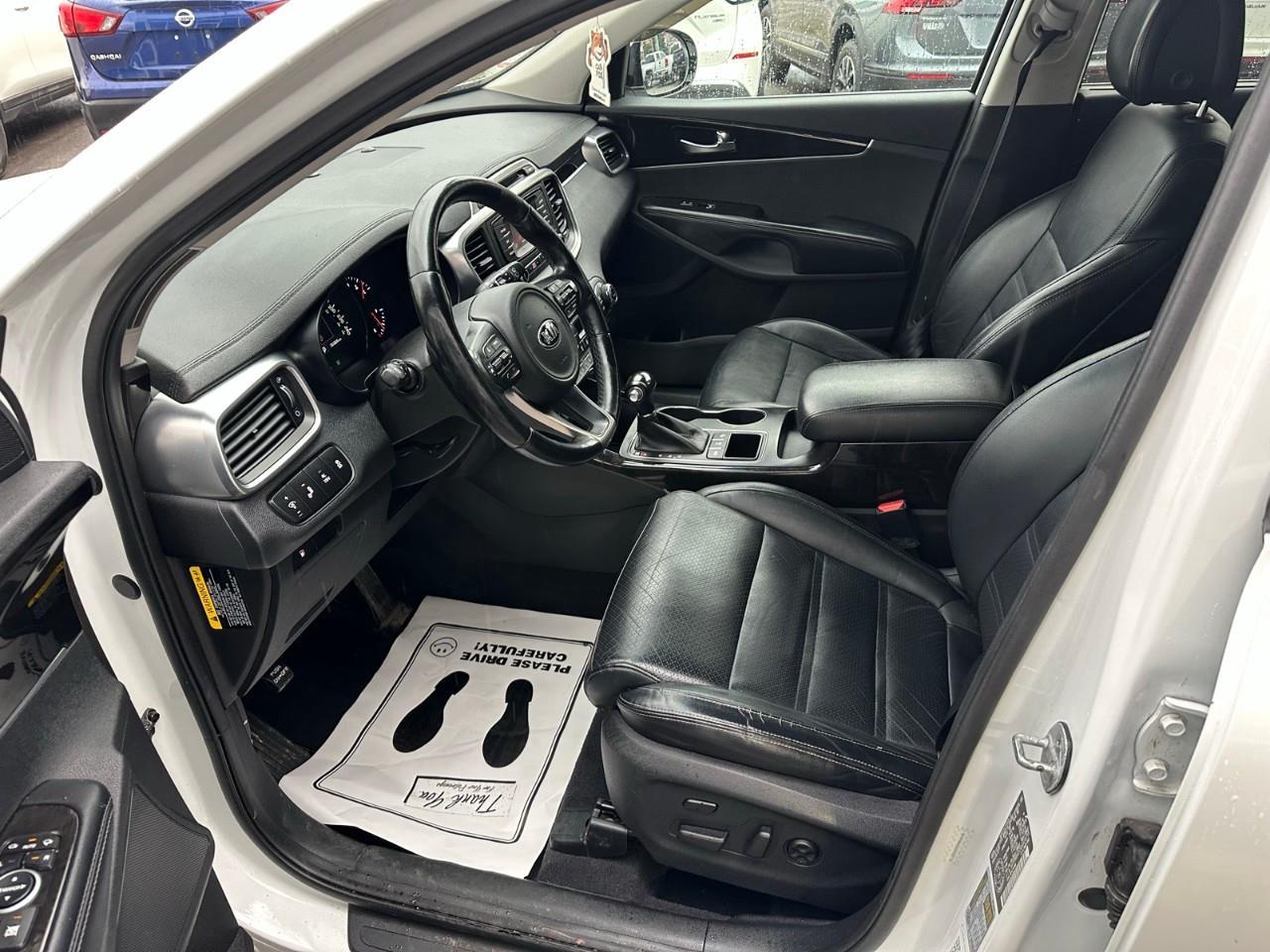 2016 Kia Sorento 3.3L EX+ Photo4
