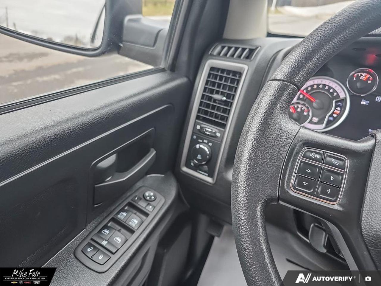 2023 RAM 1500 Classic TRADESMAN Photo