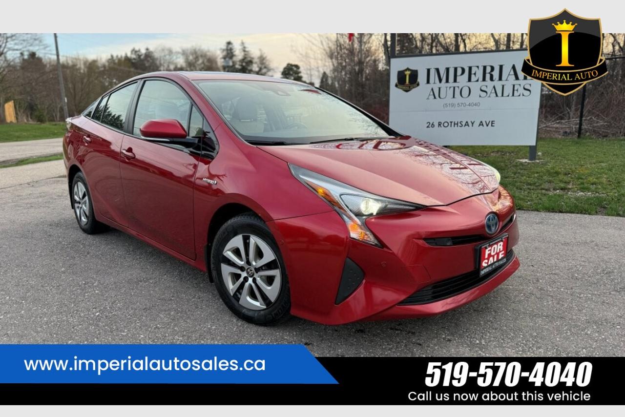 2018 Toyota Prius Hybrid-CLEAN HISTORY Photo