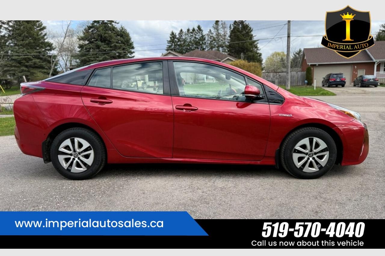 2018 Toyota Prius *CLEAN HISTORY*NAVIGATION Photo