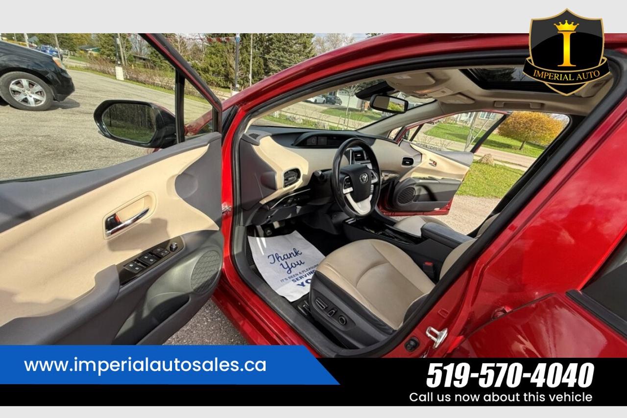 2018 Toyota Prius *CLEAN HISTORY*NAVIGATION Photo
