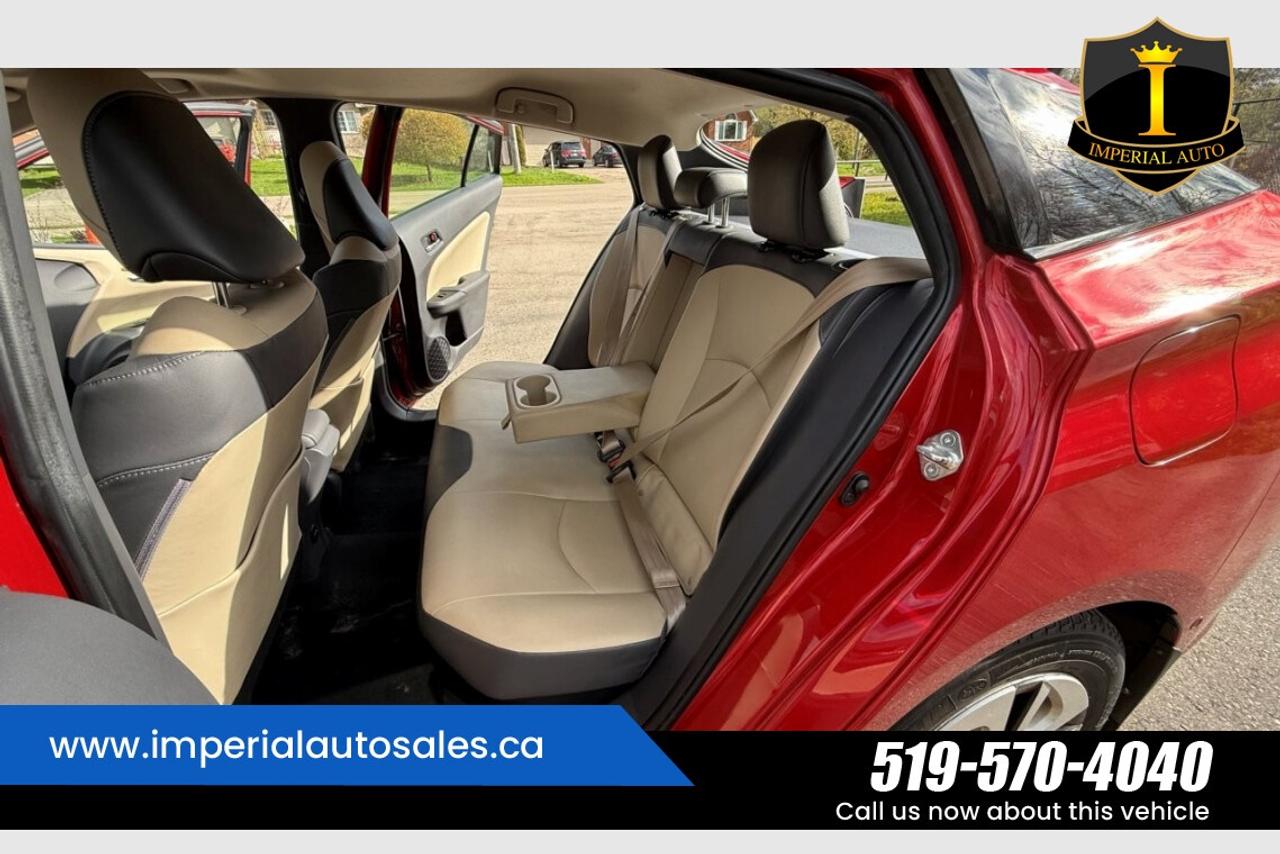 2018 Toyota Prius *CLEAN HISTORY*NAVIGATION Photo