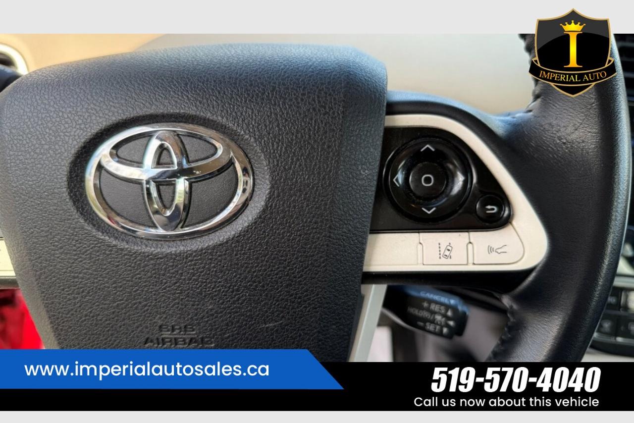 2018 Toyota Prius *CLEAN HISTORY*NAVIGATION Photo