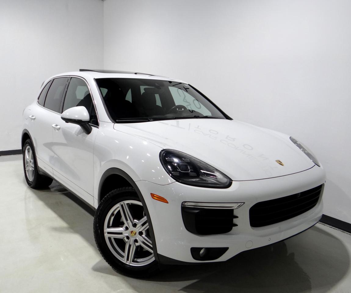 2016 Porsche Cayenne S Photo