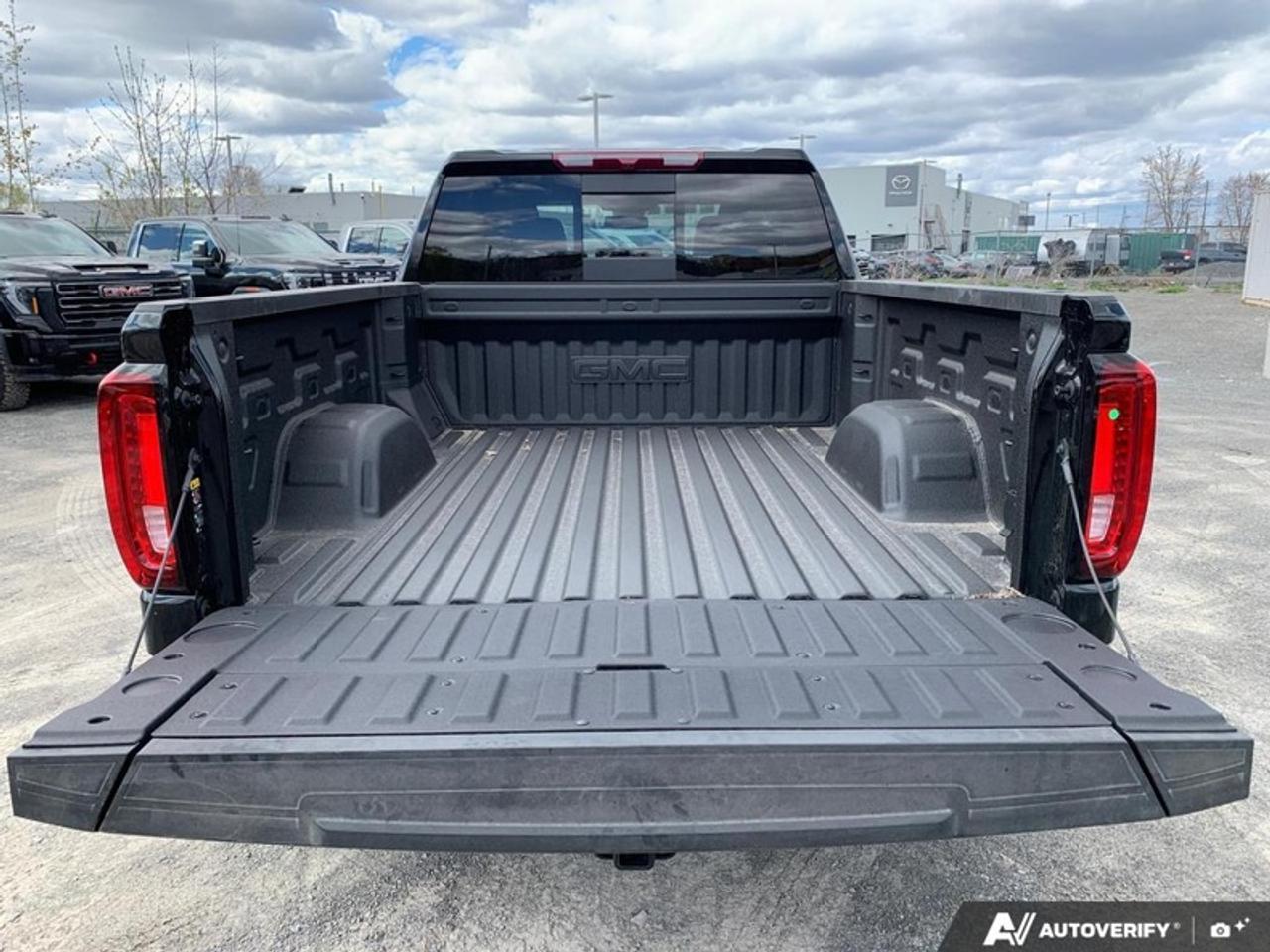 2026 GMC Sierra 1500 Denali  - Leather Seats - Sunroof Photo