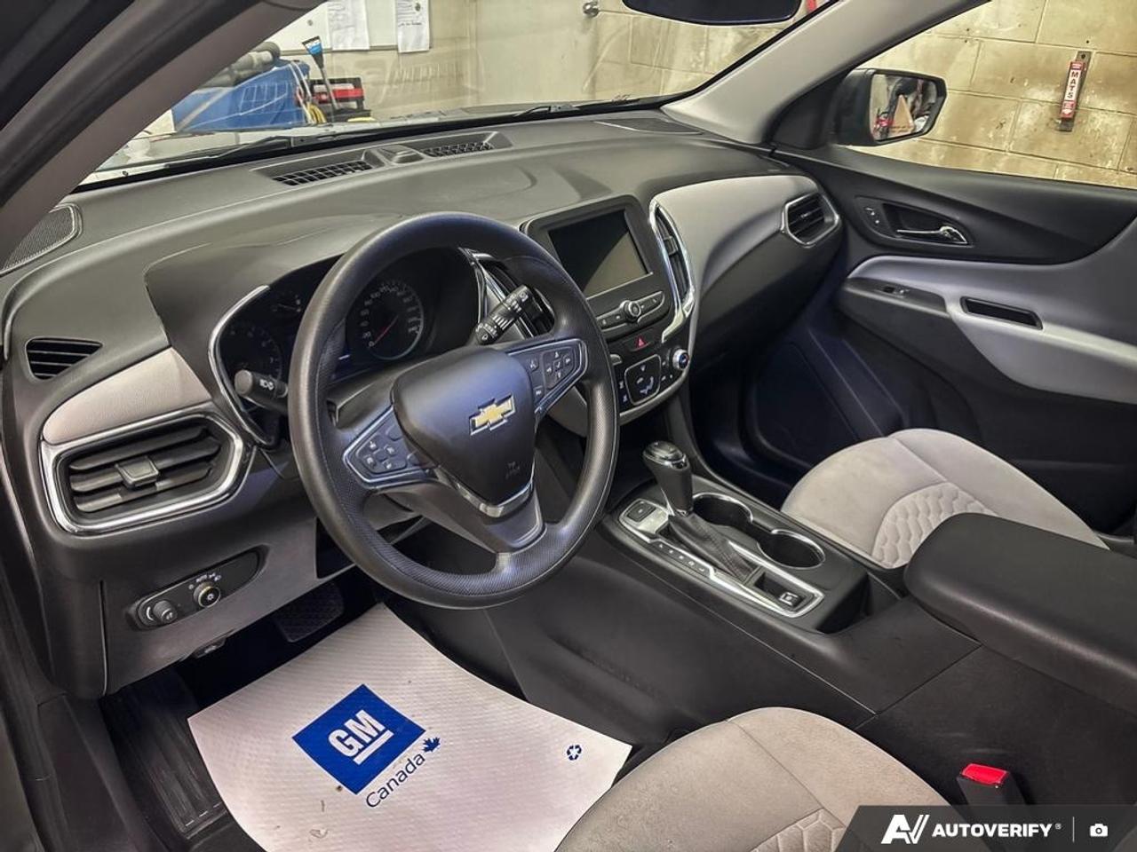 2019 Chevrolet Equinox LS  - Aluminum Wheels -  Apple CarPlay Photo