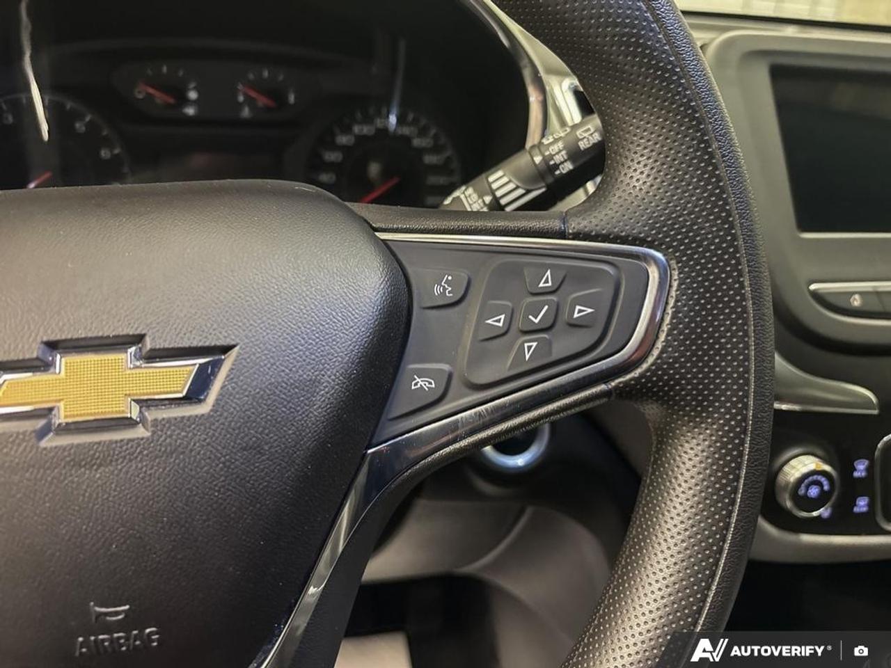 2019 Chevrolet Equinox LS  - Aluminum Wheels -  Apple CarPlay Photo