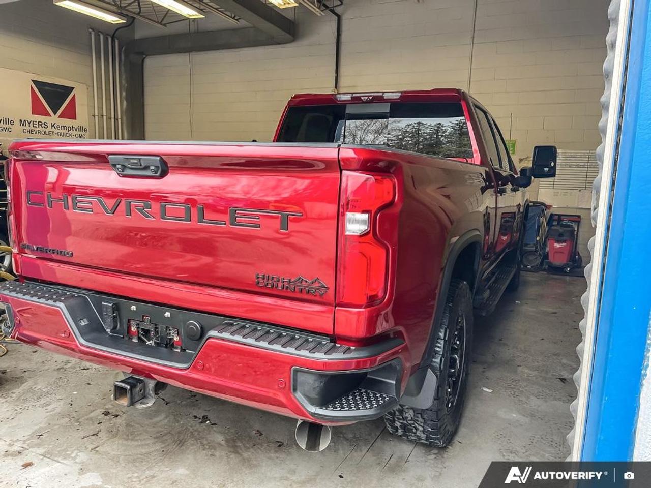 2022 Chevrolet Silverado 3500HD High Country Photo