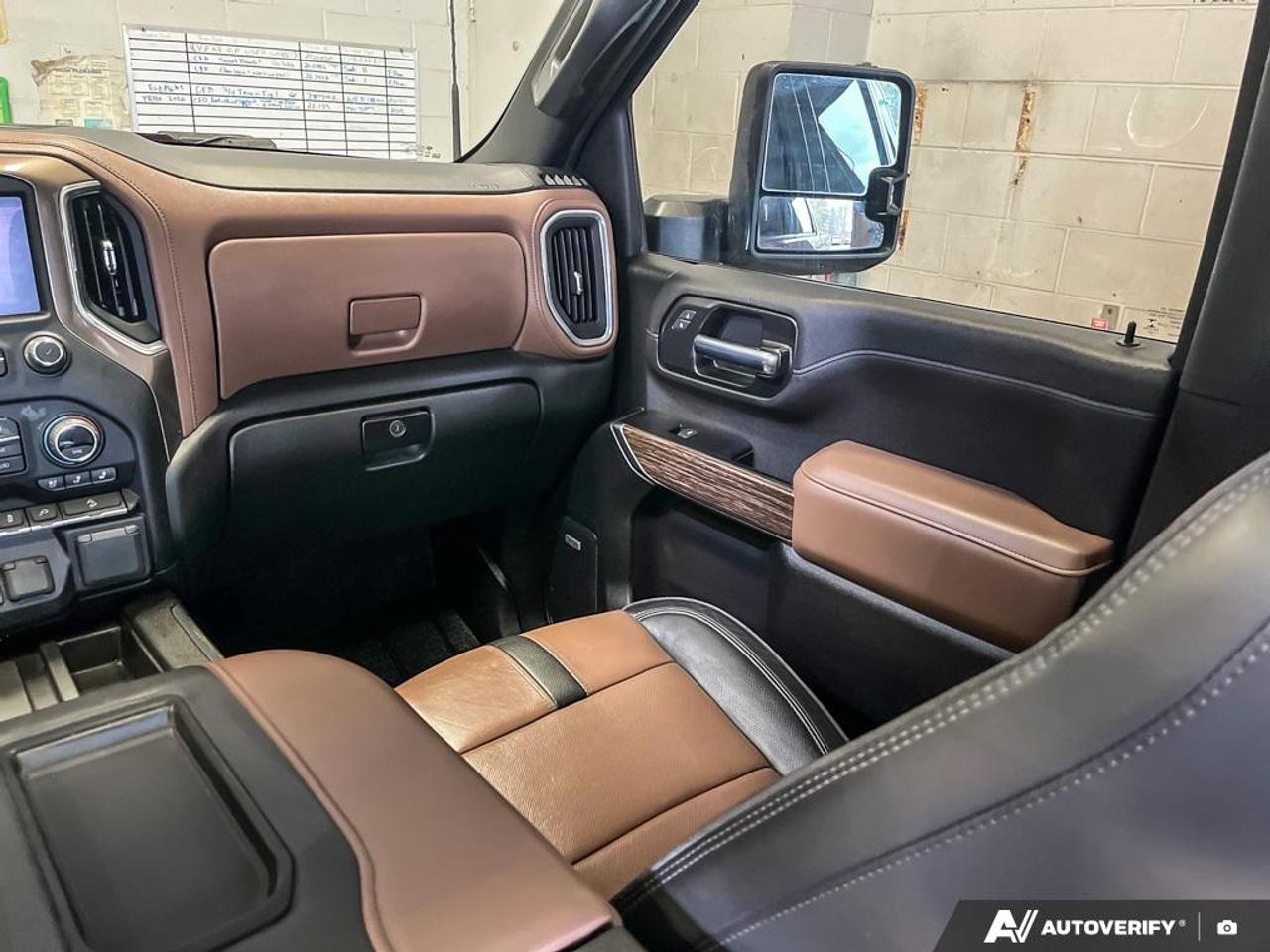 2022 Chevrolet Silverado 3500HD High Country Photo