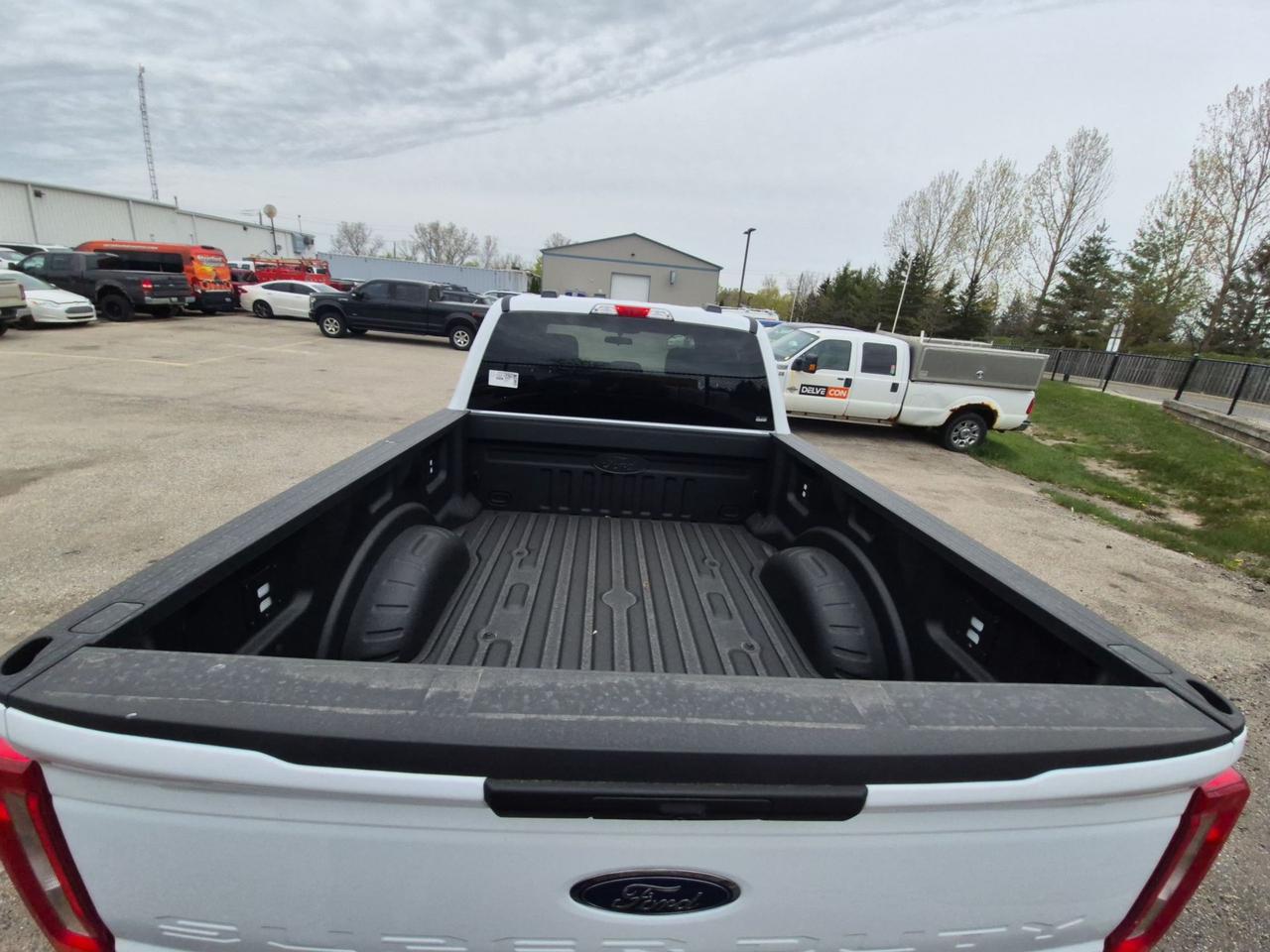 2026 Ford F-250 XLT, SPRAY IN BED, TOW MIRRORS, BRAKE CONTROLLER Photo