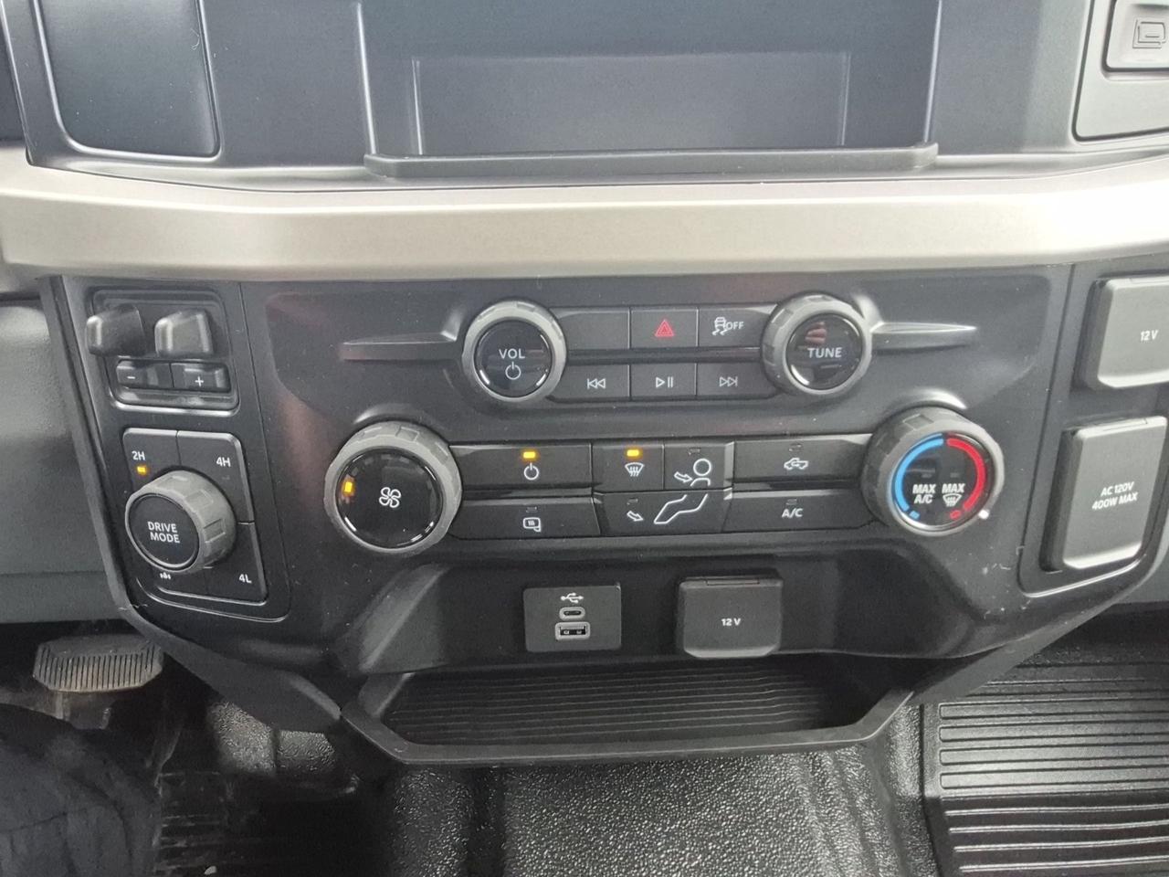 2026 Ford F-250 XLT, SPRAY IN BED, TOW MIRRORS, BRAKE CONTROLLER Photo