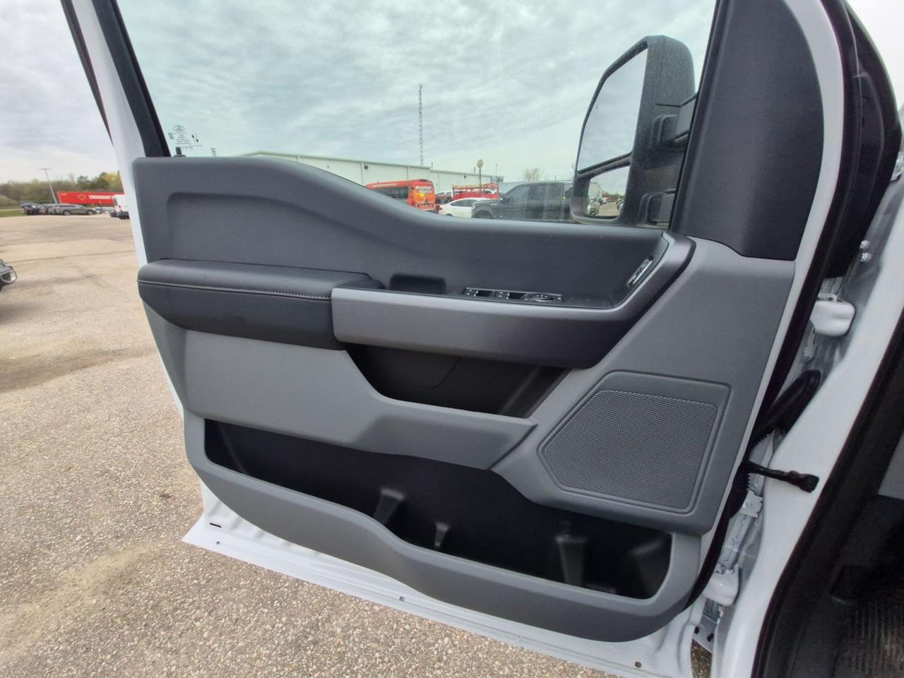 2026 Ford F-250 XLT, SPRAY IN BED, TOW MIRRORS, BRAKE CONTROLLER Photo