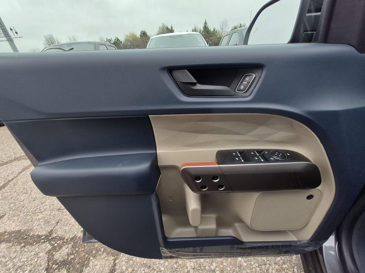 2026 Ford Maverick LARIAT, HYBRID!!!, MOONROOF, 360 CAM, REMOTE START Photo