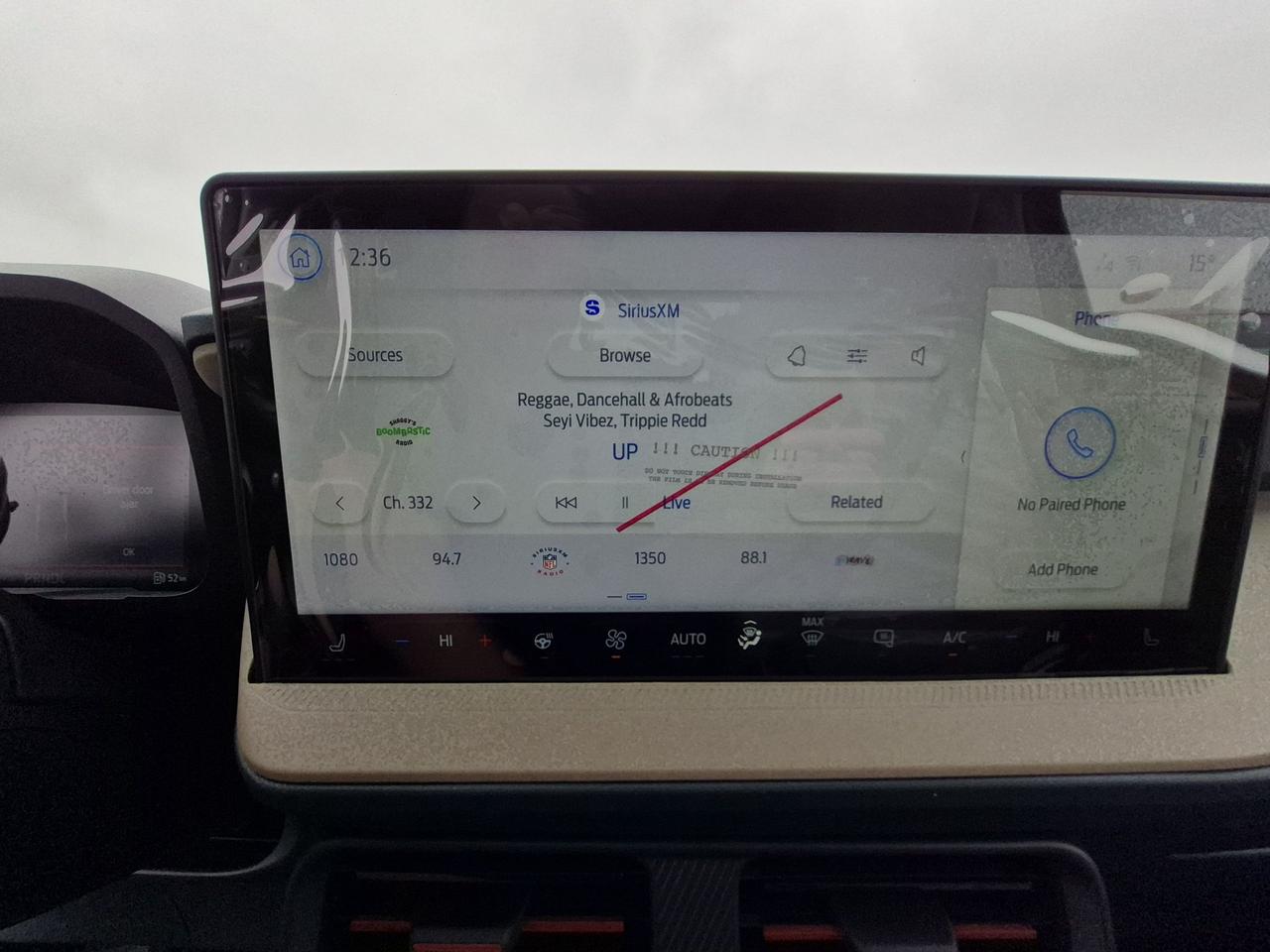 2026 Ford Maverick LARIAT, HYBRID!!!, MOONROOF, 360 CAM, REMOTE START Photo