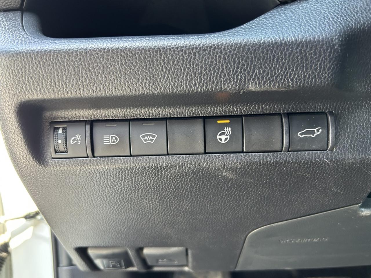 2025 Toyota RAV4 XLE  - Sunroof -  Power Liftgate Photo