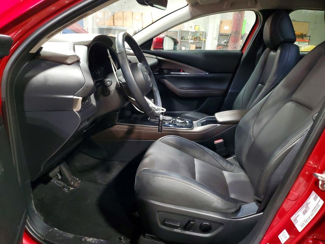 2025 Mazda CX-30 GT Photo