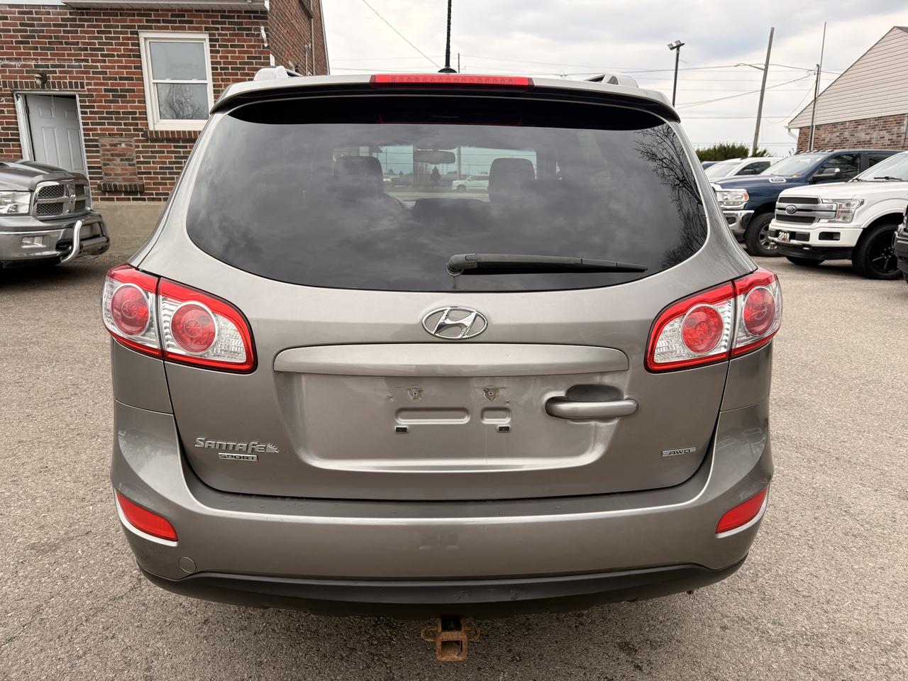 2012 Hyundai Santa Fe GL SPORT Photo