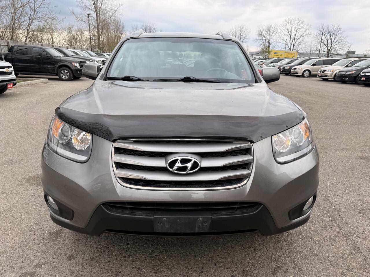 2012 Hyundai Santa Fe GL SPORT Photo