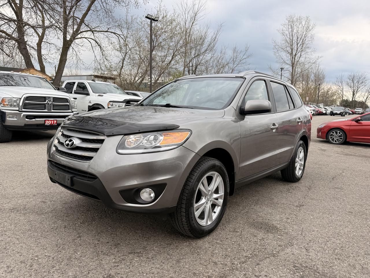 2012 Hyundai Santa Fe GL SPORT Photo