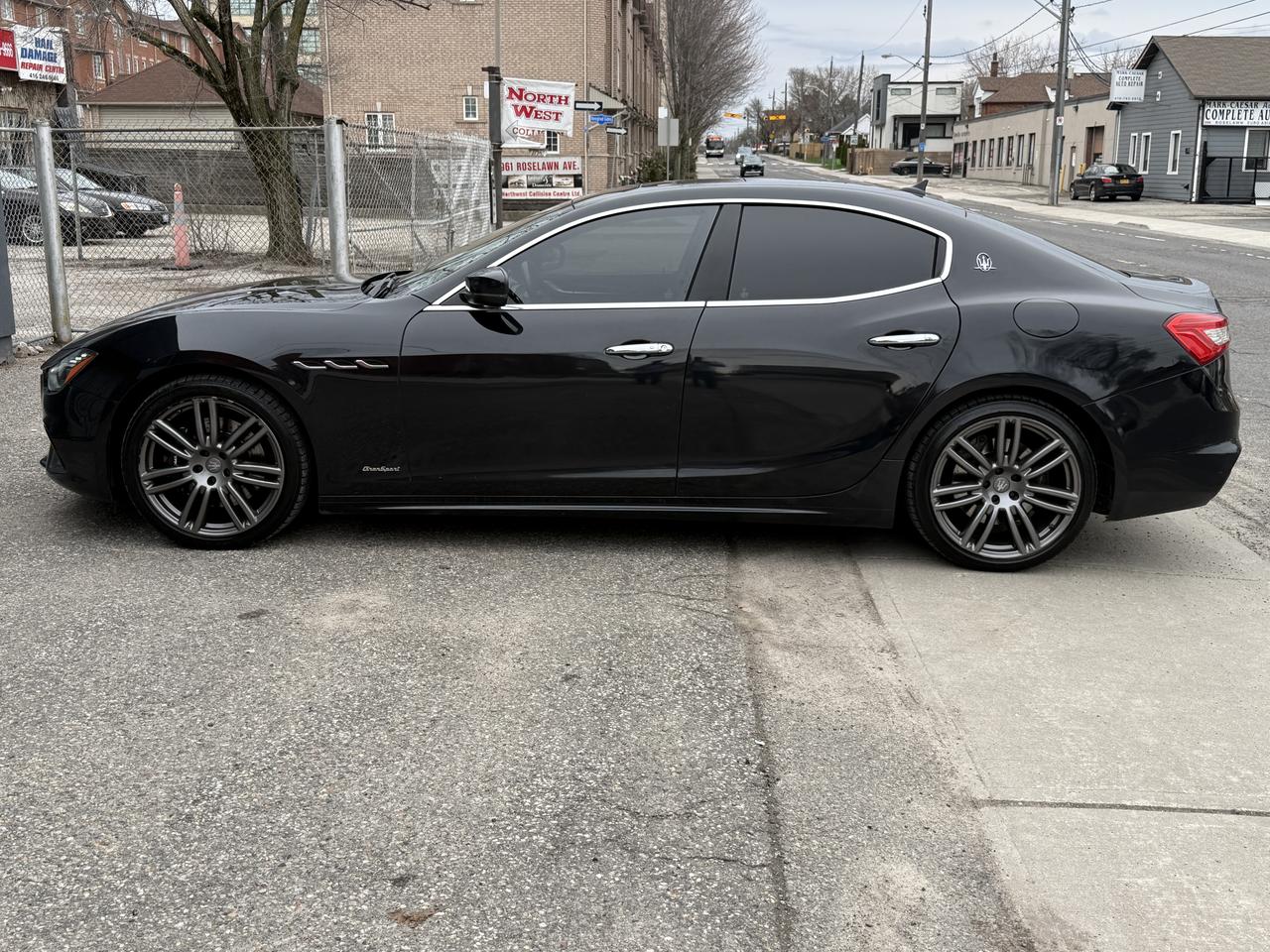 2018 Maserati Ghibli S Q4 GranSport Photo