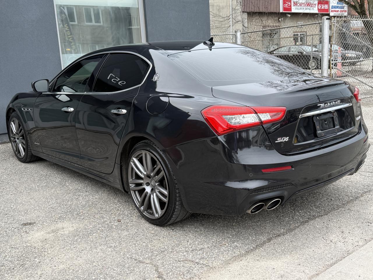 2018 Maserati Ghibli S Q4 GranSport Photo