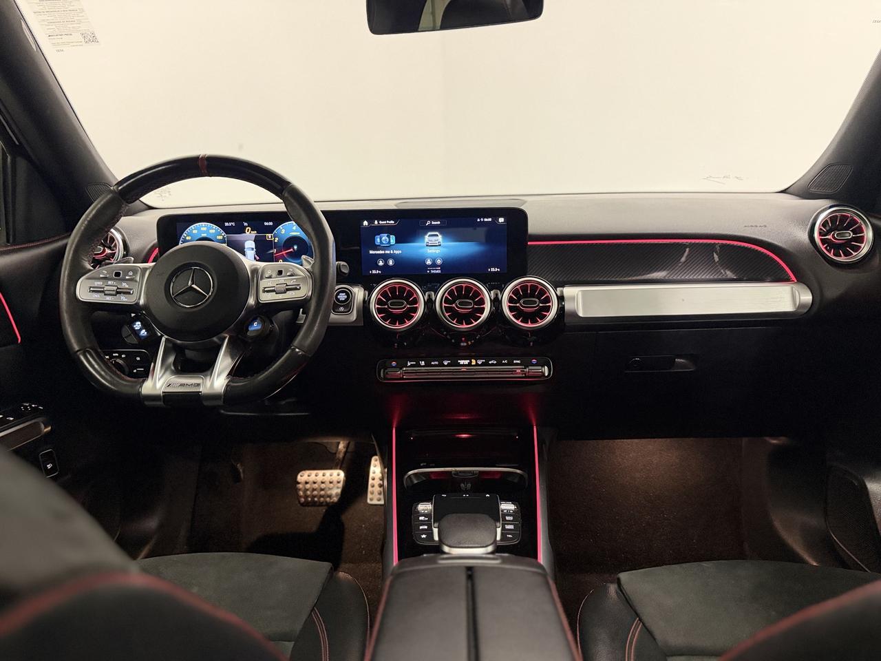 2022 Mercedes-Benz GLB AMG GLB 35 Photo