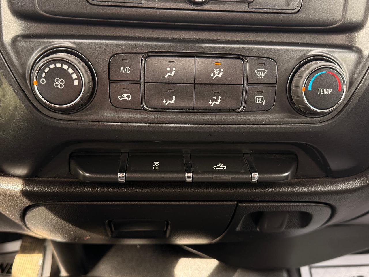 2016 Chevrolet Silverado 1500 4WD Double Cab 143.5" Photo